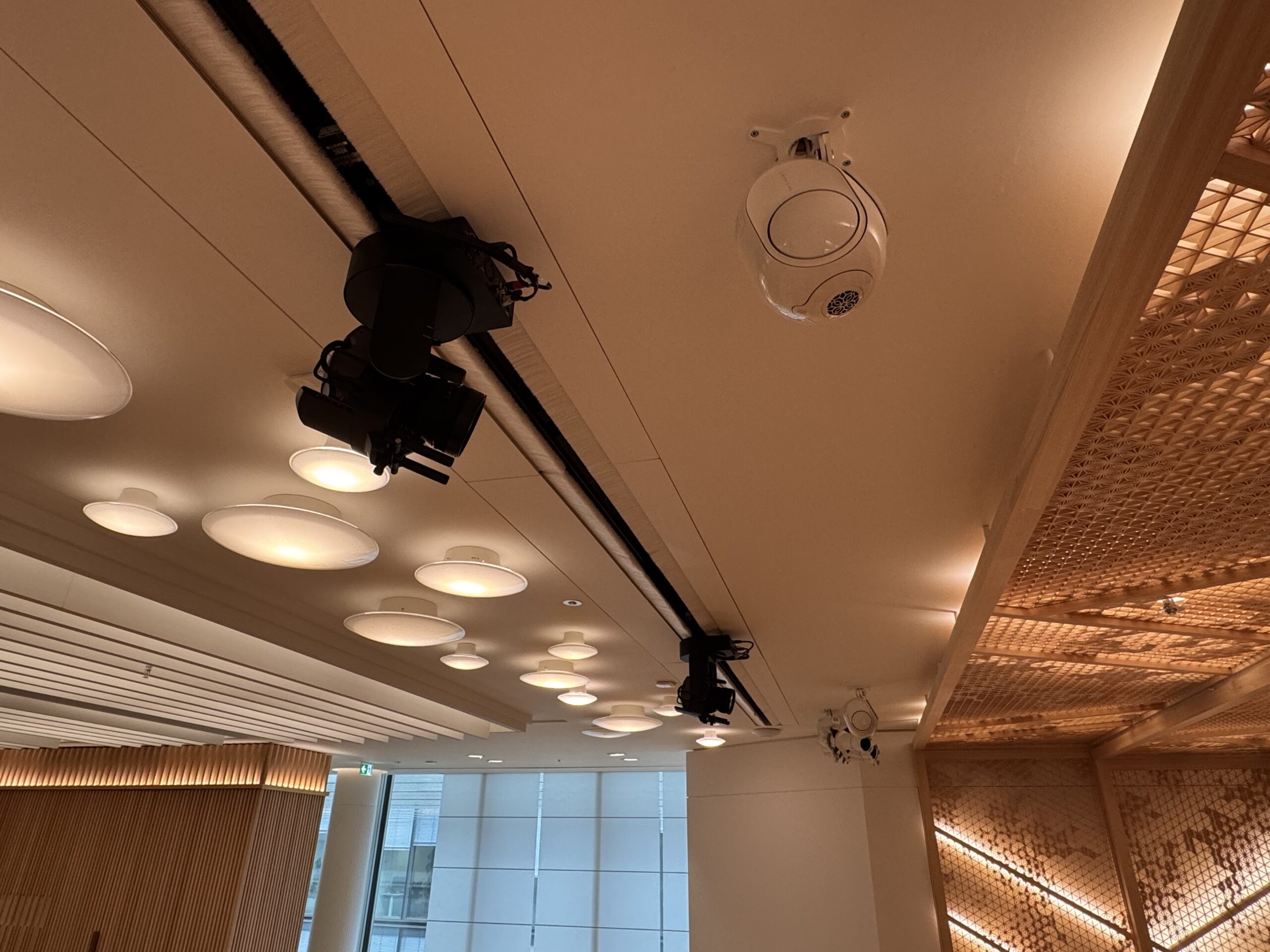 QRS at Canonical Briefing Centre