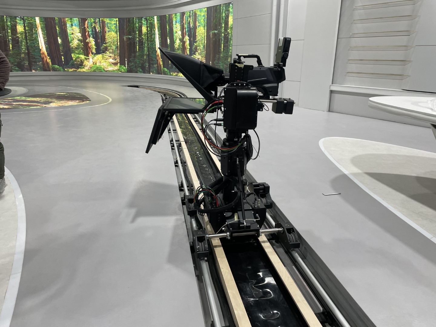 TRH Track Robotic Head at TV Studio Ardh Alsama